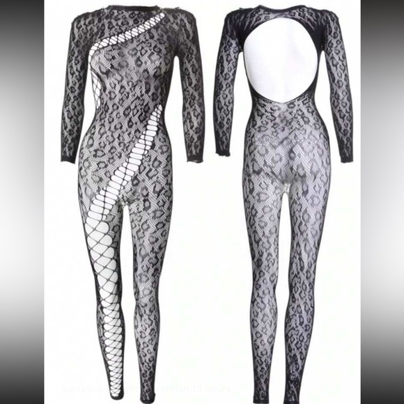 Black Hollow Out Leopard Pattern Long-Sleeve Fishnet Bodysuit - Picture 6 of 9